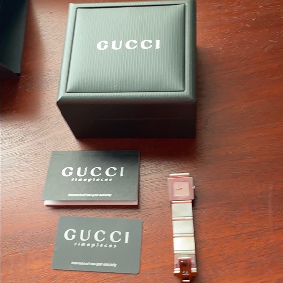 Gucci authentic watch. Including extender - Picture 9 of 9